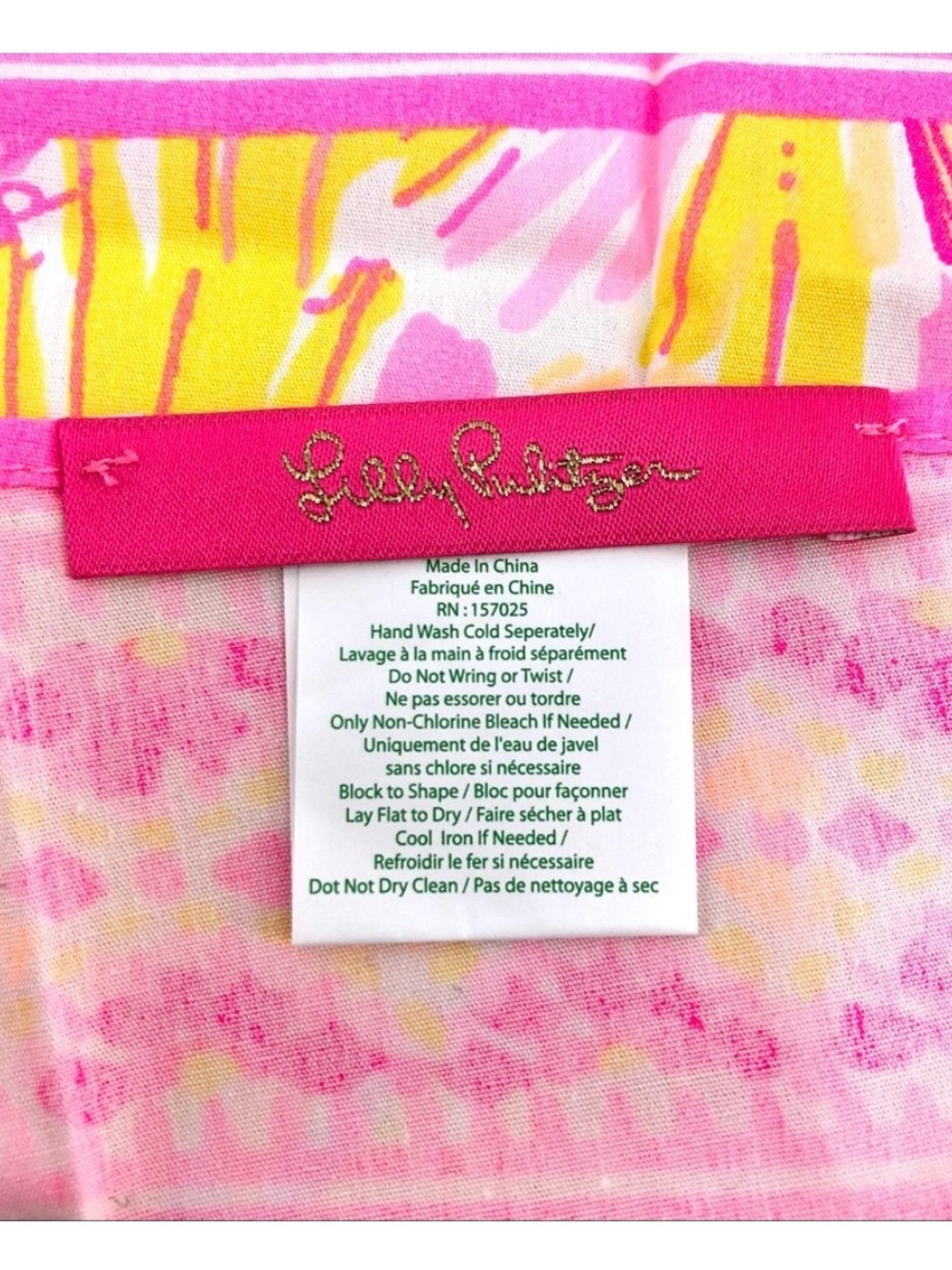Lilly Pulitzer Bright Pink & Yellow “Be The Sunshine” Floral Scarf NWOT - Picture 2 of 3
